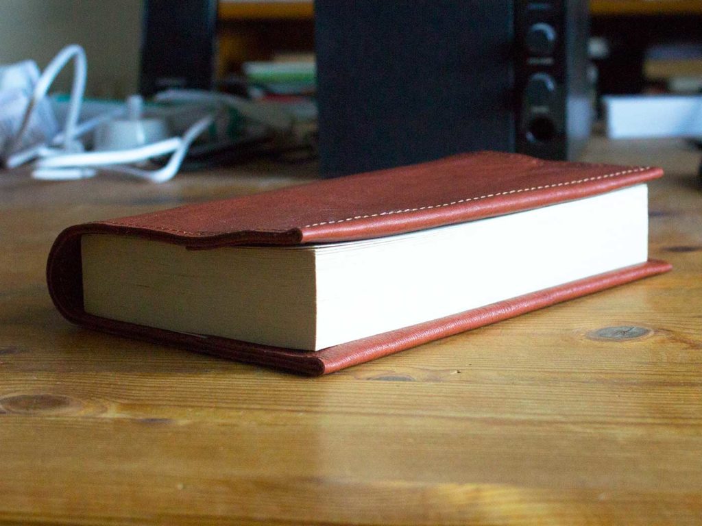 Pocketbokfodral i renskinn - rosso